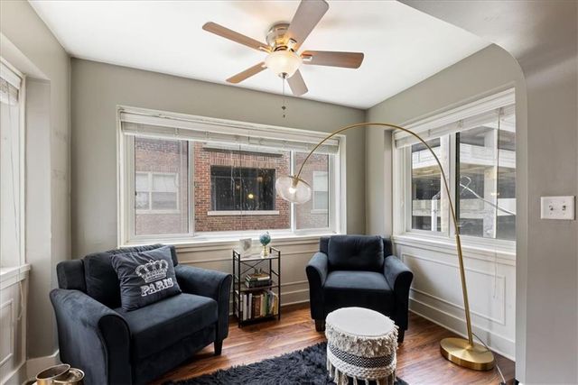 700 W 48th Street 206, Kansas City, MO 64112