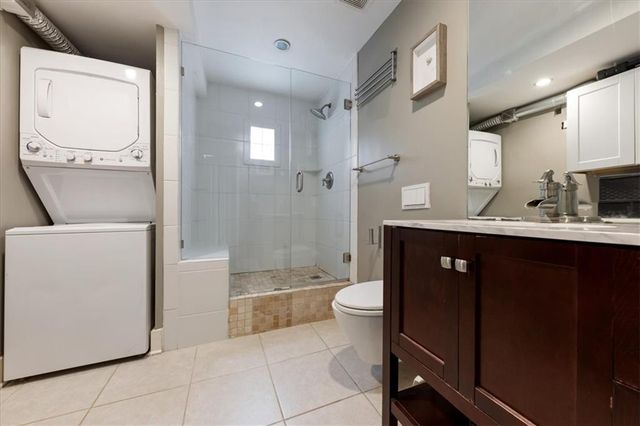 700 W 48th Street 206, Kansas City, MO 64112
