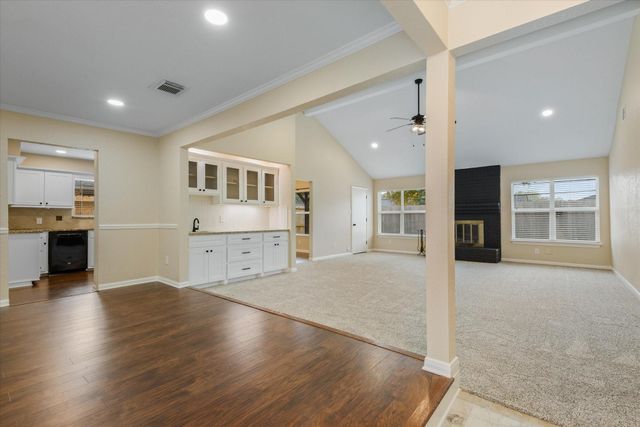 10446 Carlow Lane, La Porte, TX 77571