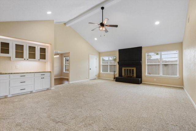 10446 Carlow Lane, La Porte, TX 77571