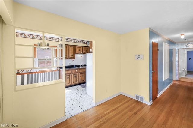 2330 21 Street, Cuyahoga Falls, OH 44223