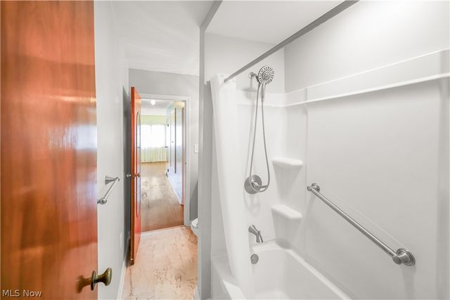 2330 21 Street, Cuyahoga Falls, OH 44223