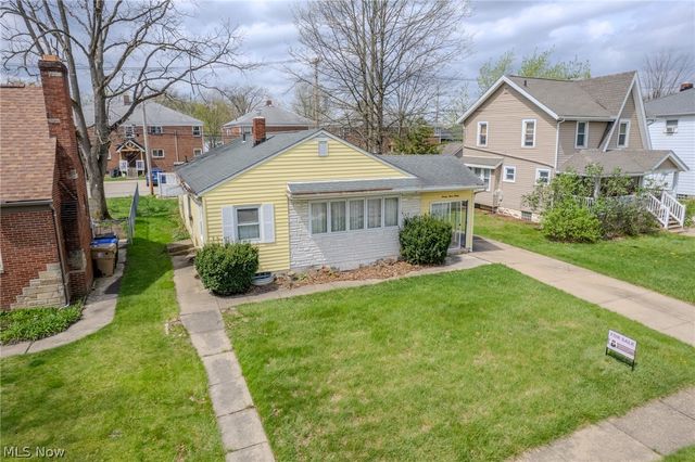 2330 21 Street, Cuyahoga Falls, OH 44223