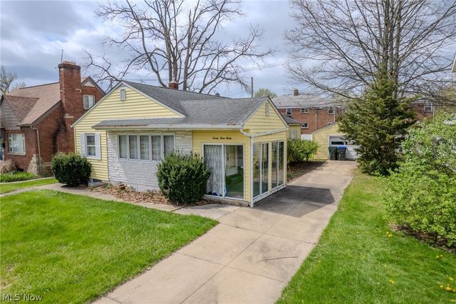 2330 21 Street, Cuyahoga Falls, OH 44223