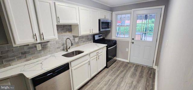 1515 LANGFORD RD, Gwynn Oak, MD 21207