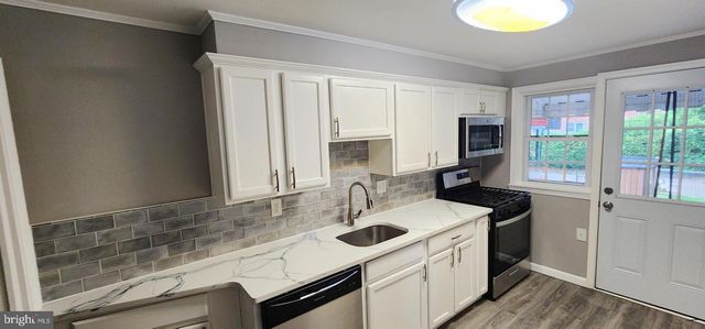 1515 LANGFORD RD, Gwynn Oak, MD 21207