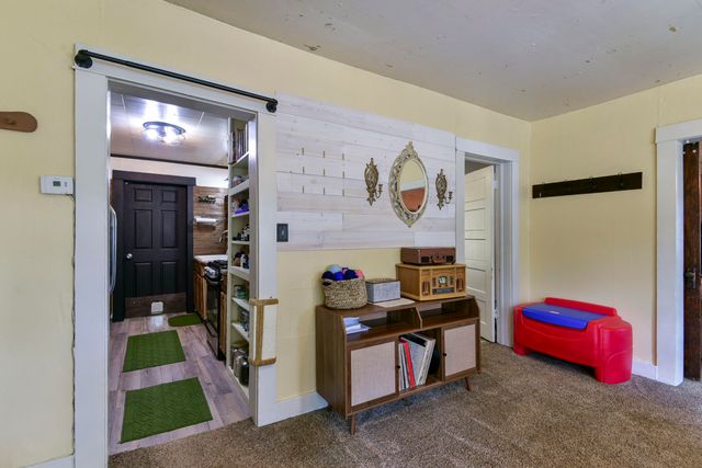 802 W Highway 76, Anderson, MO 64831