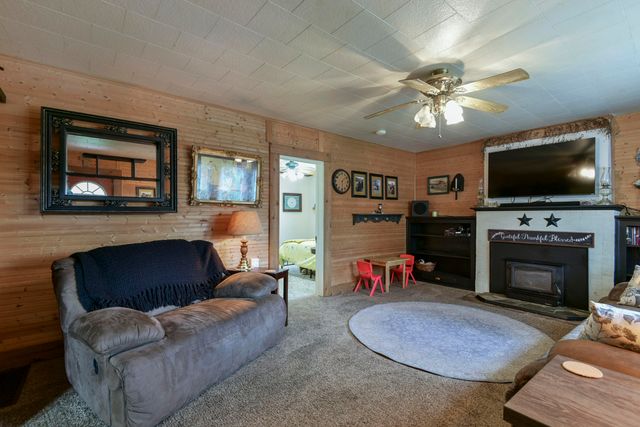 802 W Highway 76, Anderson, MO 64831