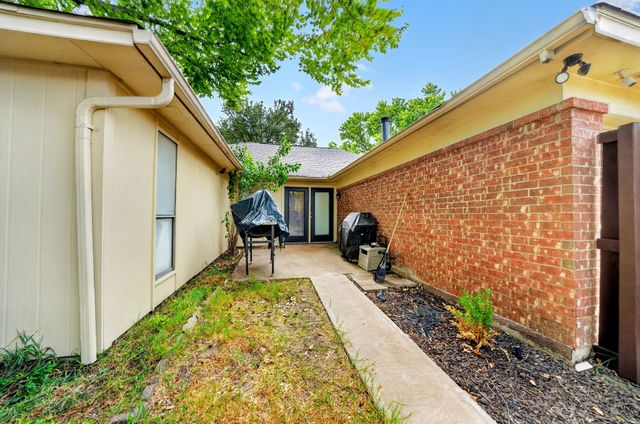 2601 Kimberly Drive, Garland, TX 75040