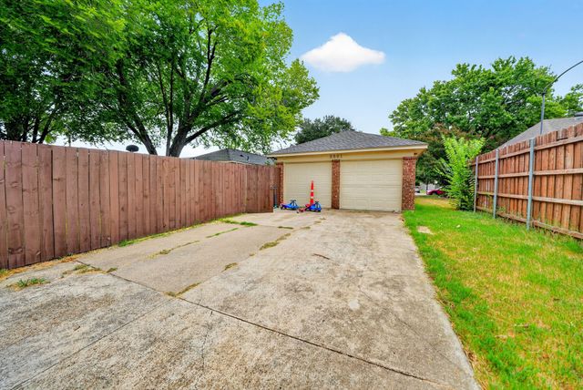 2601 Kimberly Drive, Garland, TX 75040