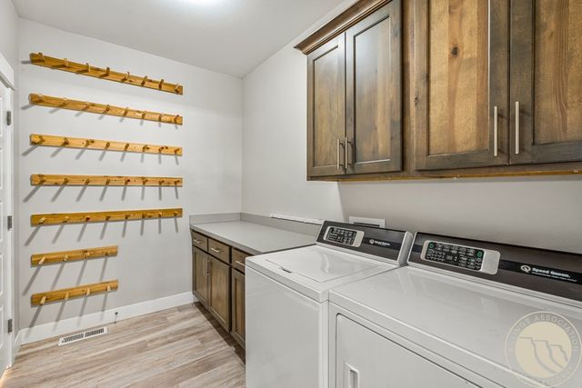 3076 Western Bluffs Boulevard, Billings, MT 59106
