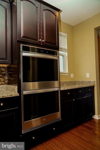 18 FARMVIEW DR, Stafford, VA 22554