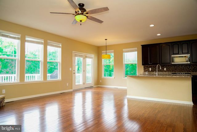 18 FARMVIEW DR, Stafford, VA 22554
