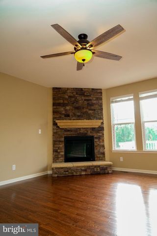 18 FARMVIEW DR, Stafford, VA 22554