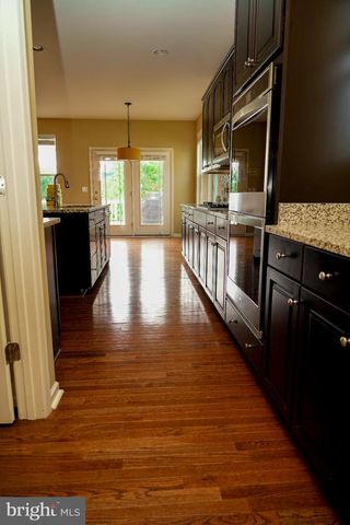 18 FARMVIEW DR, Stafford, VA 22554