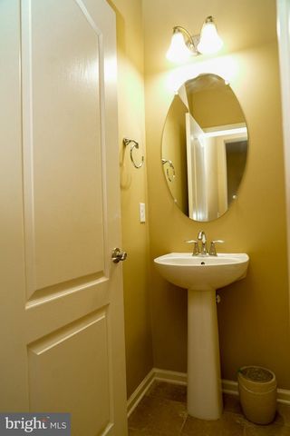 18 FARMVIEW DR, Stafford, VA 22554