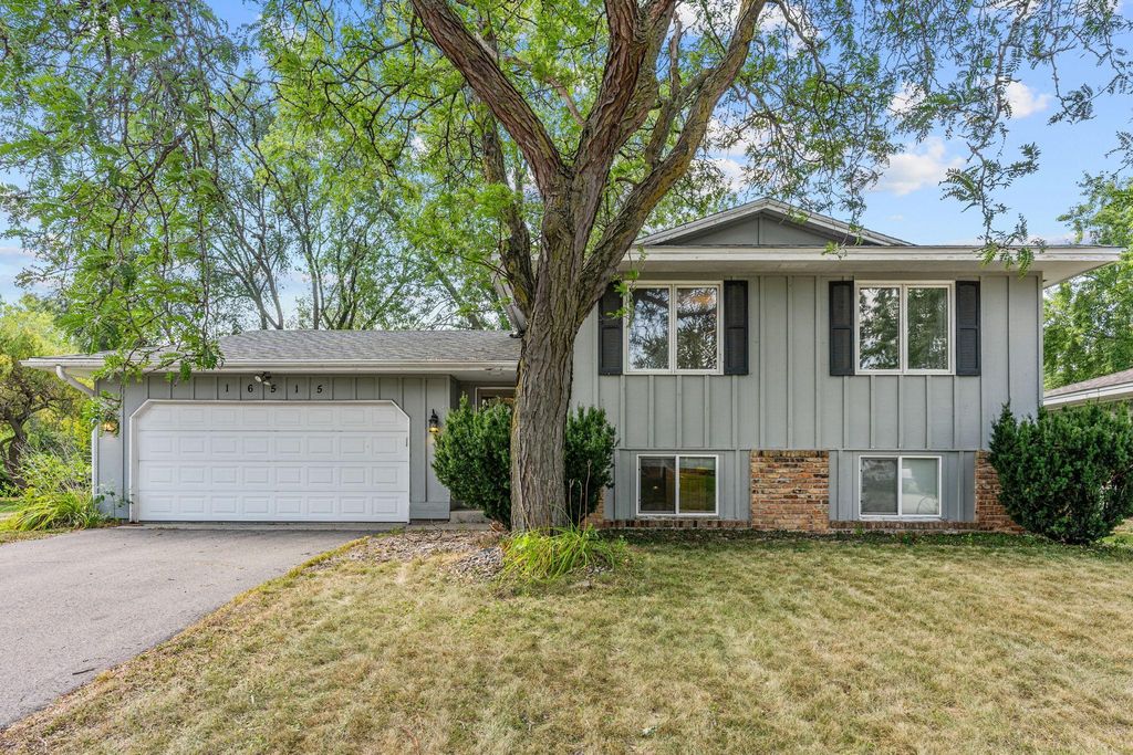 16515 Frazer Way W, Rosemount, MN 55068 — photo 2