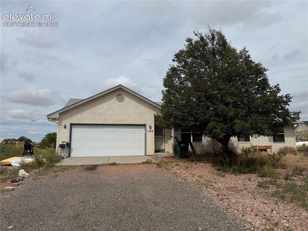 193 W Legend Drive, Pueblo West, CO 81007 — photo 2