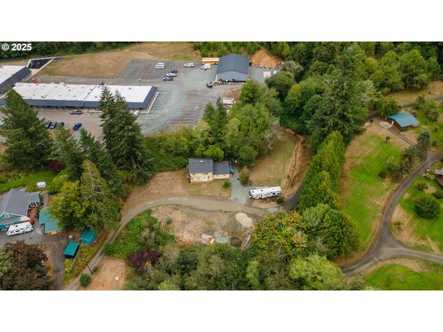 64175 SOLARI Rd, Coos Bay, OR 97420