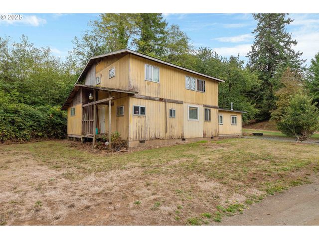 64175 SOLARI Rd, Coos Bay, OR 97420