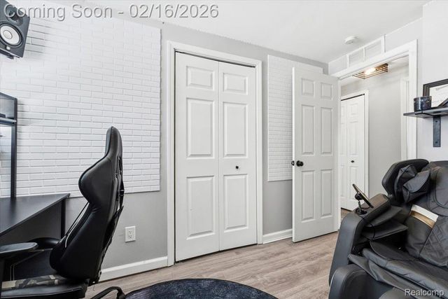 31664 Sweetbriar Drive, Rockwood, MI 48173