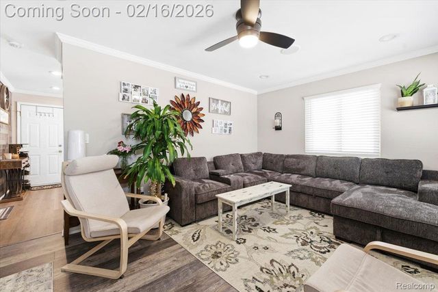 31664 Sweetbriar Drive, Rockwood, MI 48173