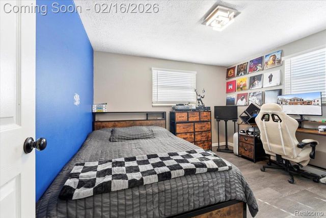 31664 Sweetbriar Drive, Rockwood, MI 48173