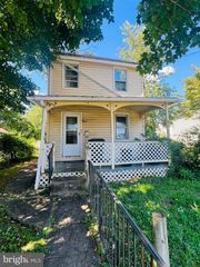 710 WASHINGTON AVE, Media, PA 19063