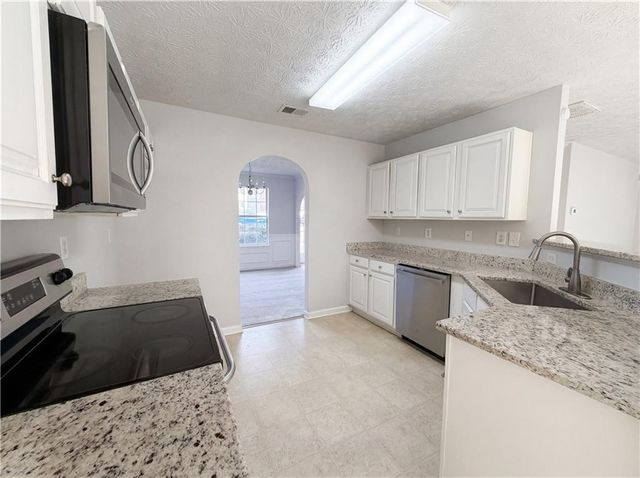 6497 Snowden Drive, Atlanta, GA 30349