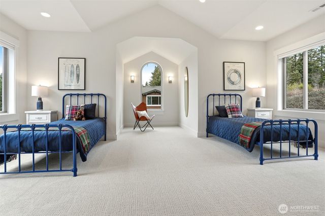 7248 115th Place SE, Newcastle, WA 98056