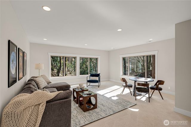 7248 115th Place SE, Newcastle, WA 98056