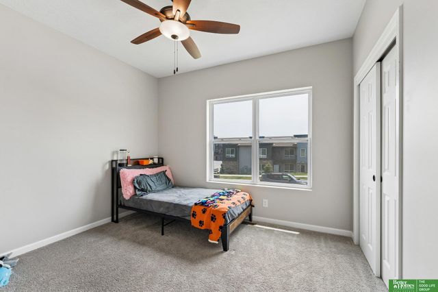 9806 Osprey Lane, Papillion, NE 68046