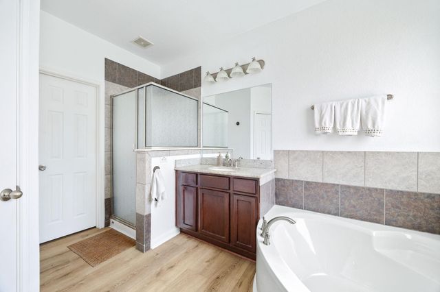 2246 Garlic Creek DR, Buda, TX 78610