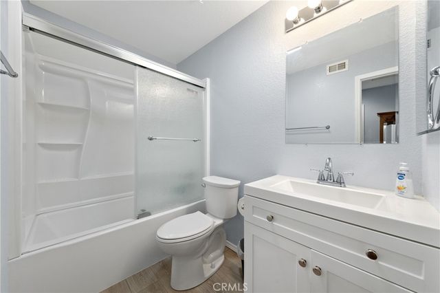 39422 Via Montero, Murrieta, CA 92563
