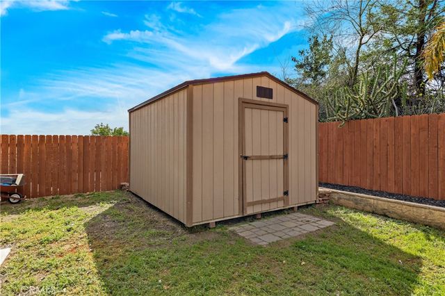 39422 Via Montero, Murrieta, CA 92563