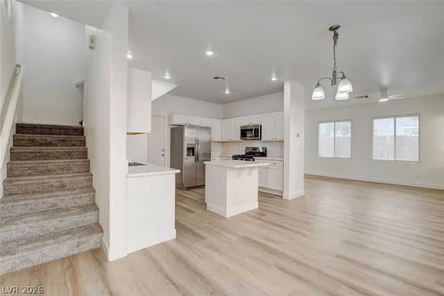 8912 Nautilus Vista Court, Las Vegas, NV 89149