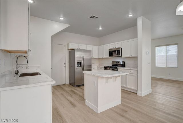 8912 Nautilus Vista Court, Las Vegas, NV 89149
