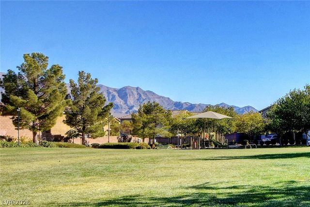 8912 Nautilus Vista Court, Las Vegas, NV 89149