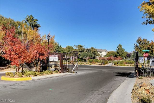 8912 Nautilus Vista Court, Las Vegas, NV 89149