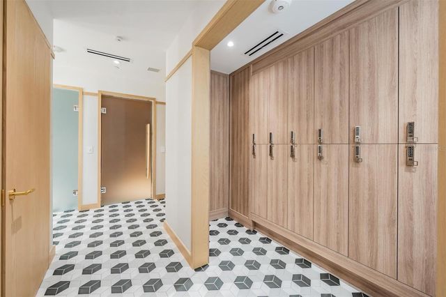 3015 S YSABELLA AVENUE 2003, Tampa, FL 33629