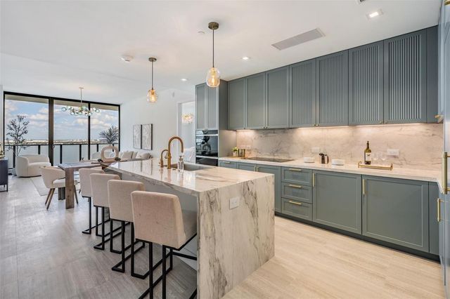 3015 S YSABELLA AVENUE 2003, Tampa, FL 33629