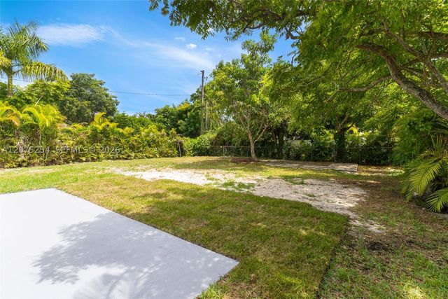 544 NW 12th St, Homestead, FL 33030
