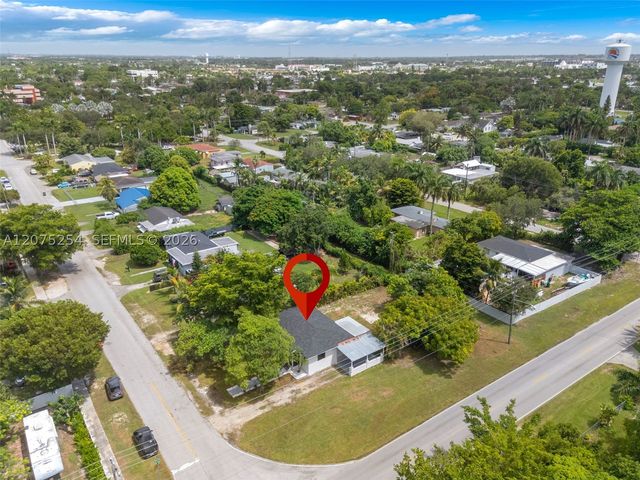 544 NW 12th St, Homestead, FL 33030