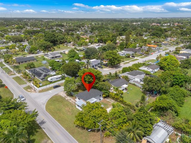 544 NW 12th St, Homestead, FL 33030