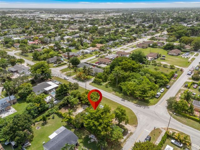 544 NW 12th St, Homestead, FL 33030