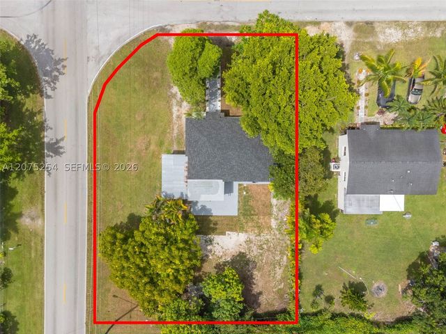 544 NW 12th St, Homestead, FL 33030