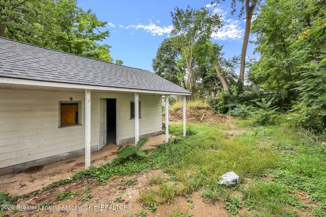 124 Allen Street, Lansing, MI 48912