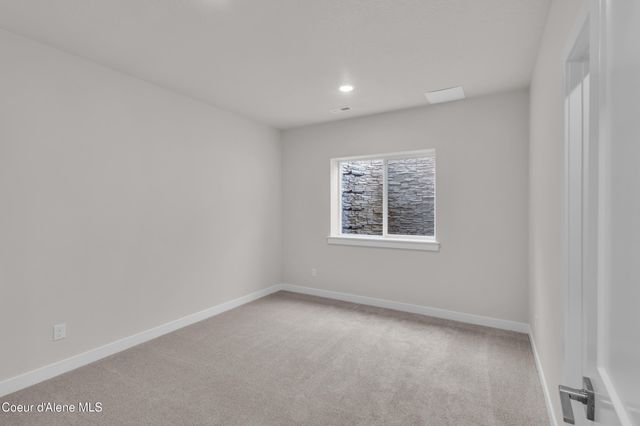 6729 N Alecat St, Coeur D'alene, ID 83815