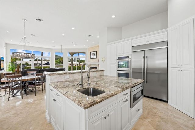 1261 NE 27th Way, Pompano Beach, FL 33062