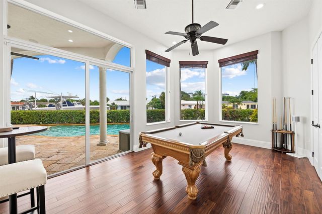 1261 NE 27th Way, Pompano Beach, FL 33062